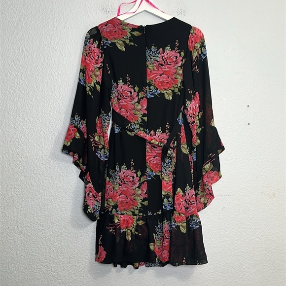Betsey Johnson Bambi Black Floral Bell Sleeve Ruffle Mini Dress Size 2 Festival - Picture 4 of 12